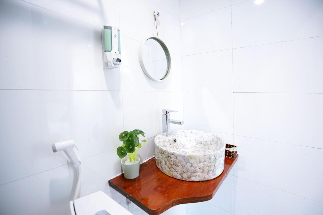 Private Room In Halong Center-Almor Homestay ハロン エクステリア 写真