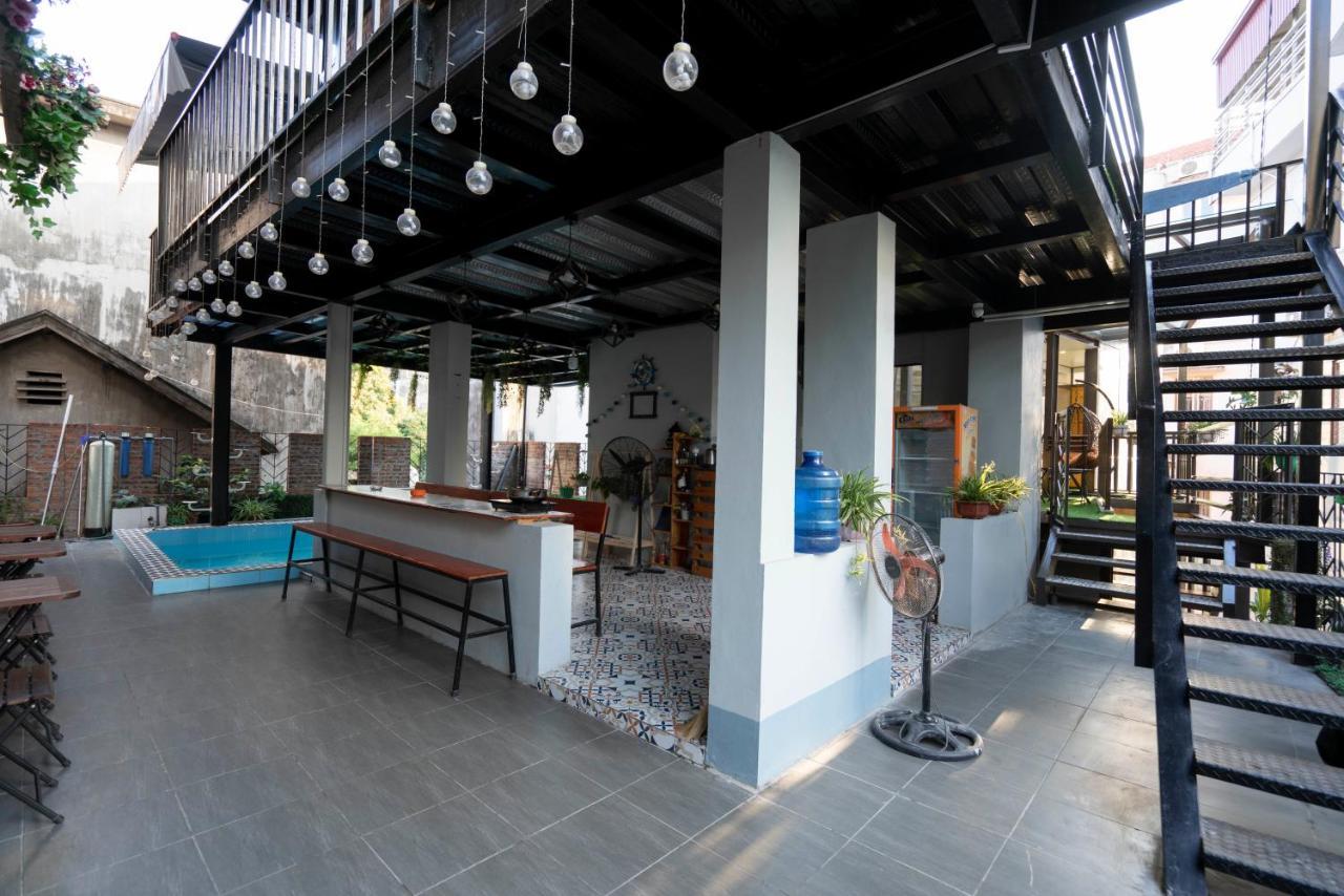 Private Room In Halong Center-Almor Homestay ハロン エクステリア 写真
